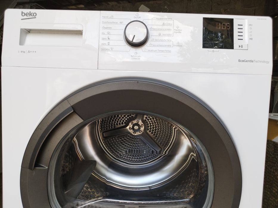 Máquina de secar roupa
