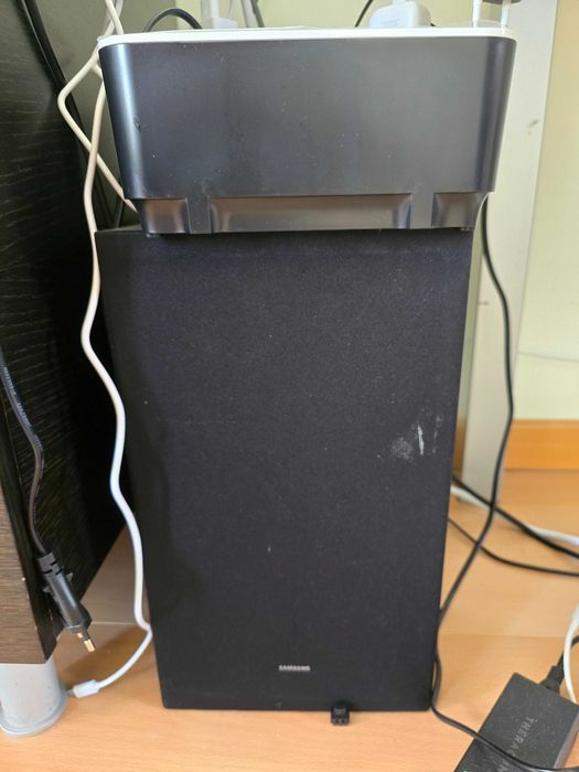 Soundbar SAMSUNG Q600A Dolby Atmos 360 W - Subwoofer