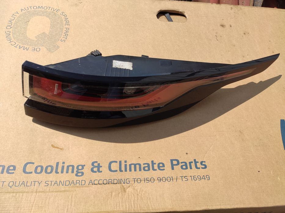 Фонарь стоп веллар європа