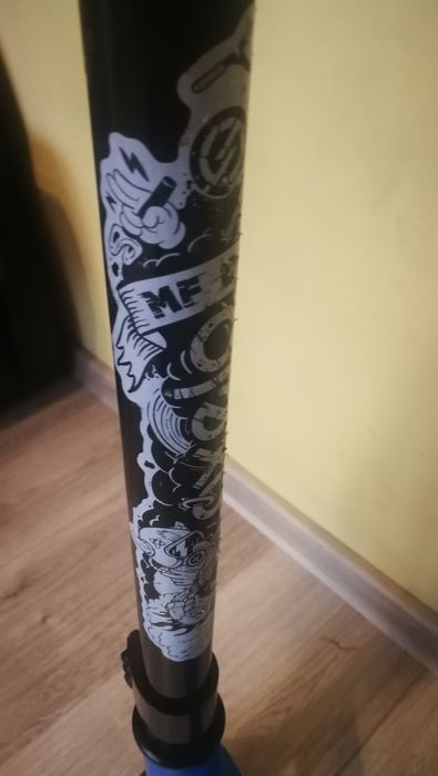 Hulajnoga wyczynowa.