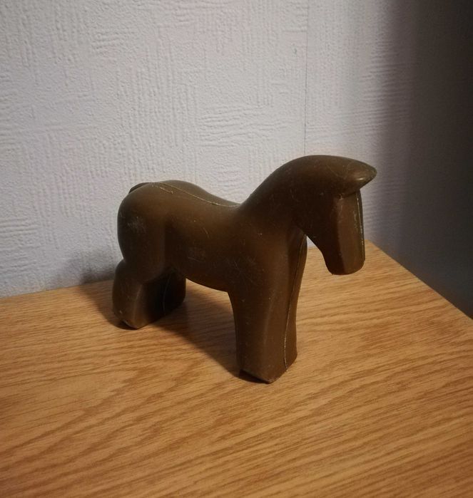 Plastikowy konik PRL - figurka, zabawka