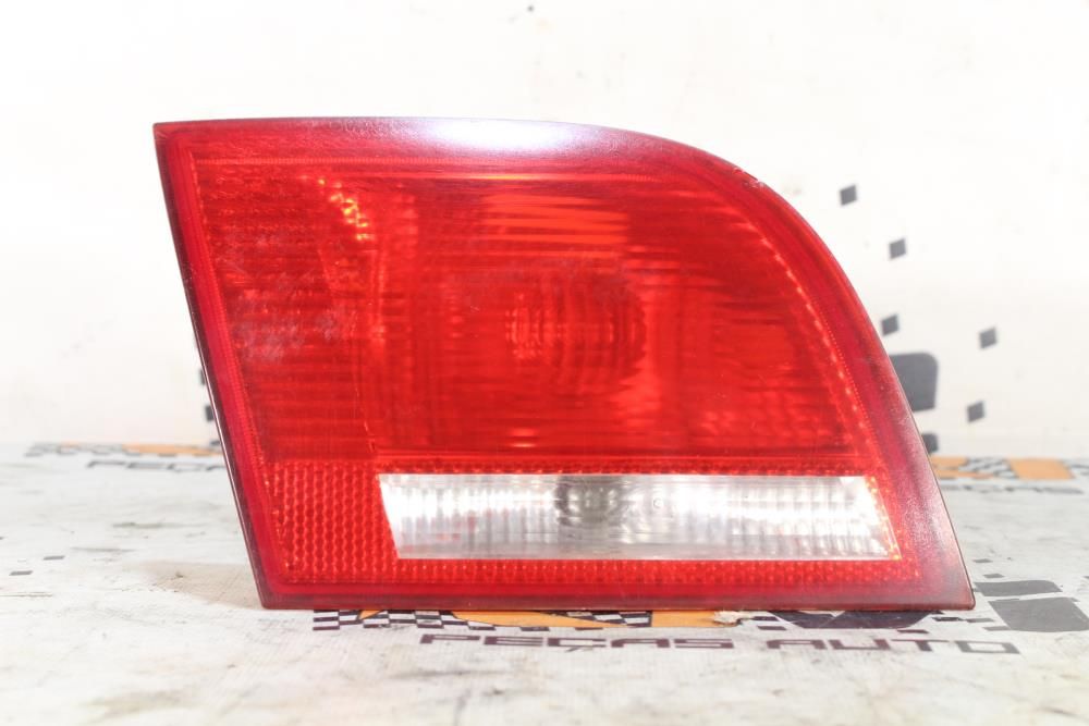 Farolim esquerdo AUDI A3 Sportback (8PA)