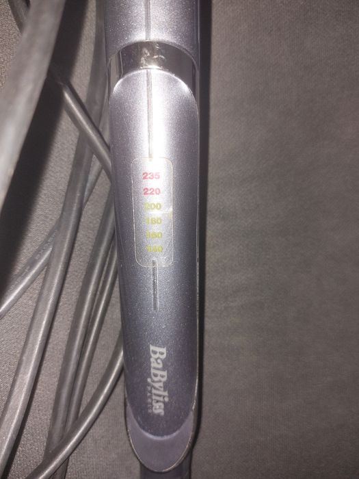 Prostownica babyliss uszkodzona