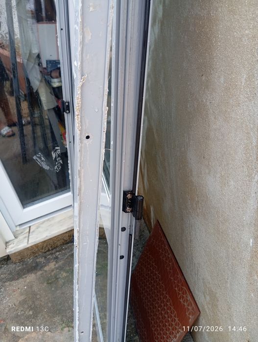 Porta em alumínio com vidro duplo