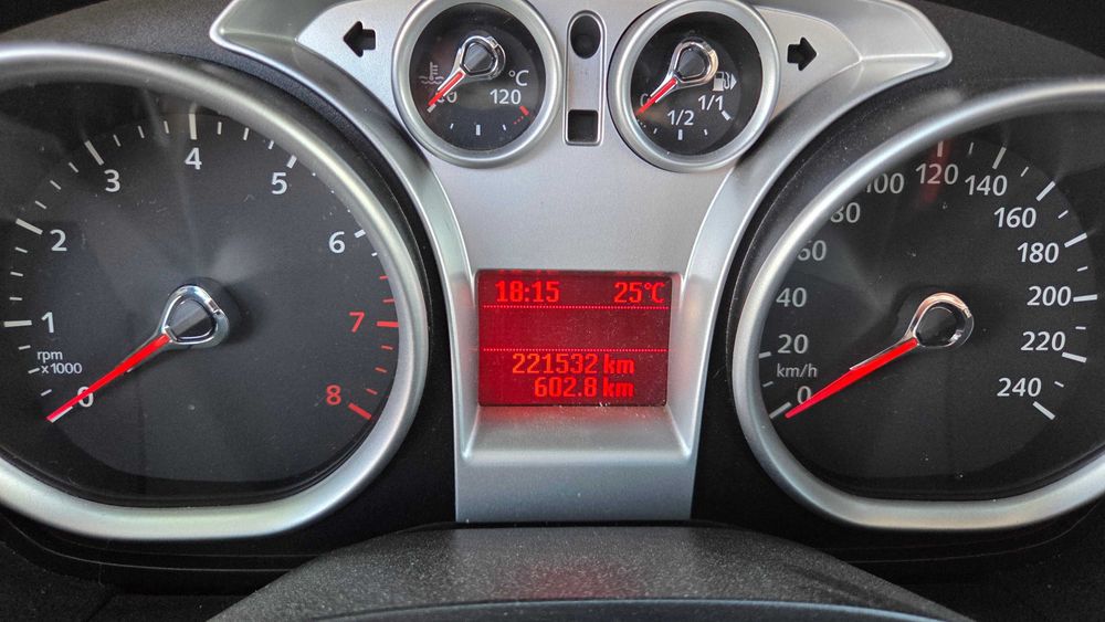 Ford C-Max 1.8 benzyna 2009 rok
