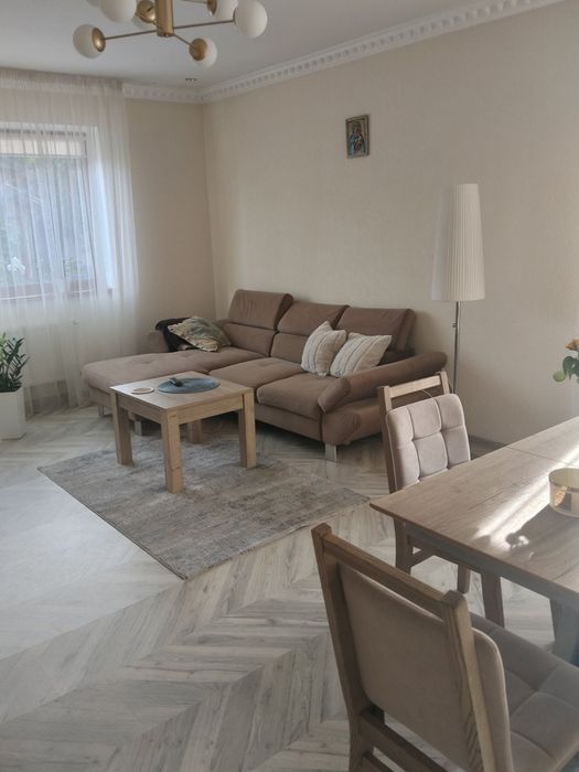 продам будинок в районі вулиці Вовчинецької
