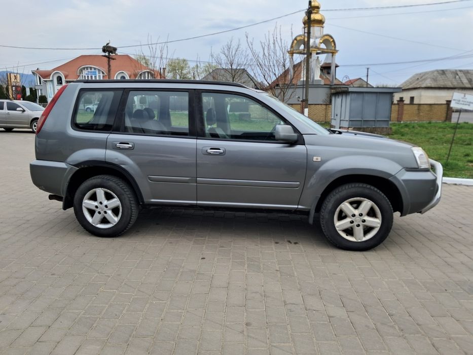 Нісан х3 4 на 4 машина