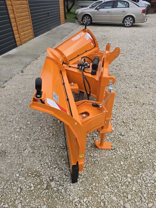 Pług do śniegu strzałka komunalny Volant 2.5-3.2m euro/tuz amortyzacja