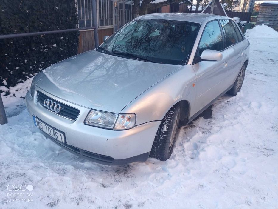 Sprzedam uszkodzone Audi A3 8L 1.9 TDI 5-drzwiowe