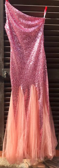 Vestido brilhante sereia