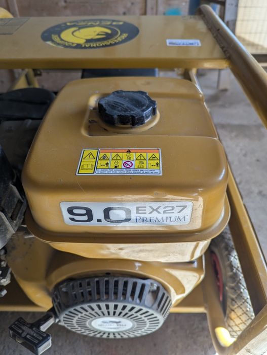 Gerador Arranque Manual 9HP 4.8KVA Benza E5000
