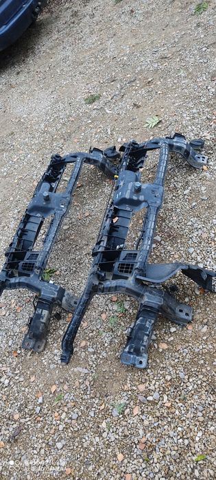 Pas przedni kompletny Ford Transit mk8 z 2014r