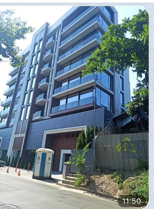 Продам 4-к квартиру(182м2)в клубному будинку з видом на Ботанічний сад