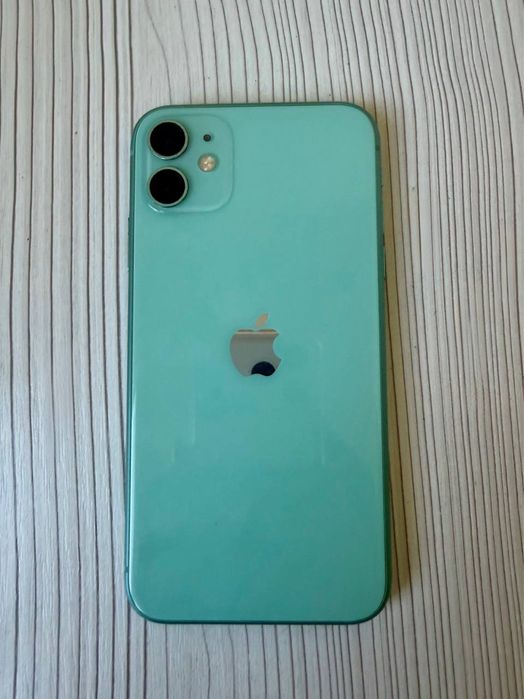 Продам Iphone 11