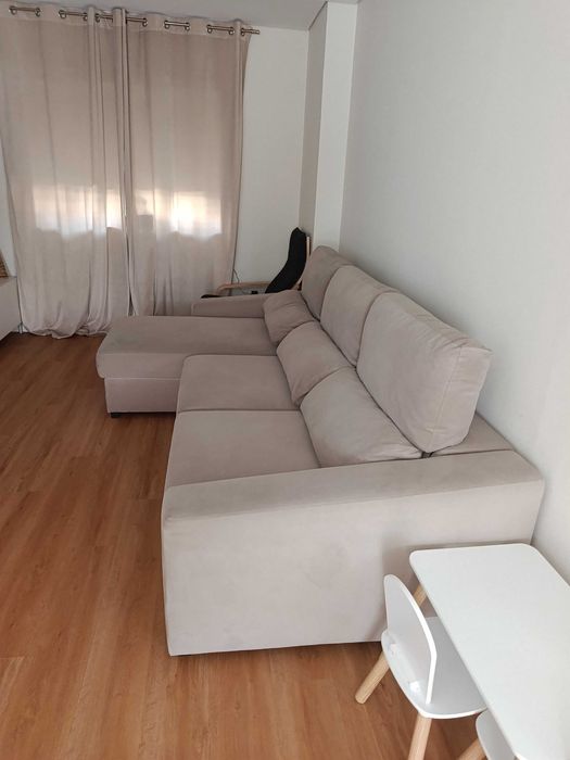 Sofá Chaise Longue Modular Gato Preto – Excelente Estado