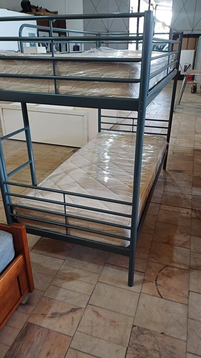 Beliche em metal com Colchões