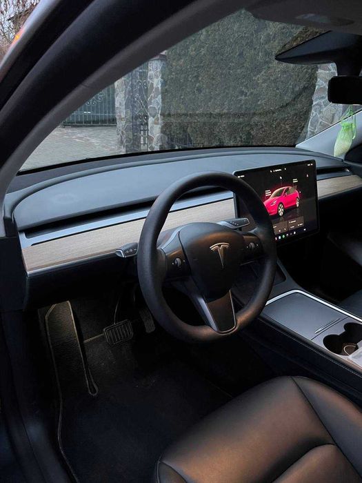 Tesla Model Y Long Range Dual Motor 82 kW