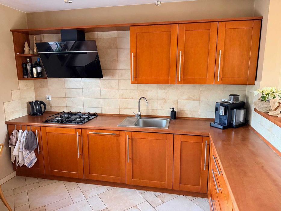 Meble Kuchenne + Sprzęt Bosch  STAN Bardzo Dobry DREWNIANE FRONTY