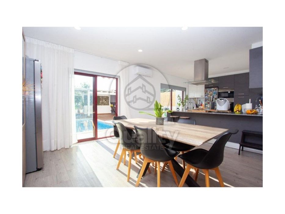 Moradia T4 - Barreiro