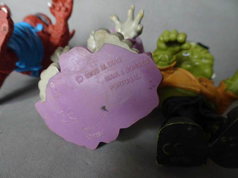 PVC da coleção Monstros da Maia Borges