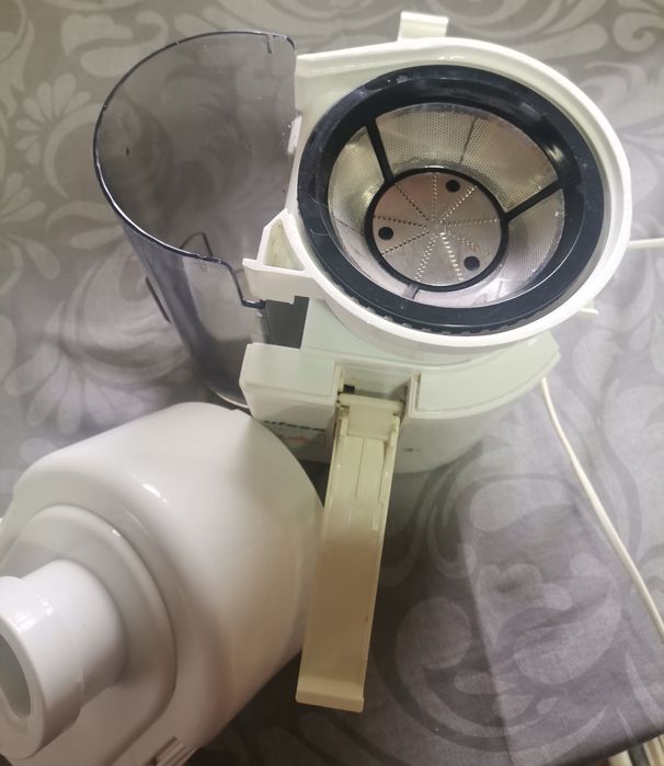 Liquidificadora  Ufesa LiquaPlus LC-7631