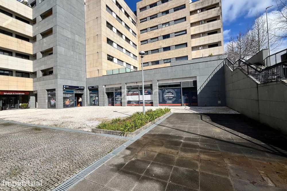 Loja Comercial - Empreendimento Quinta do Bosque II