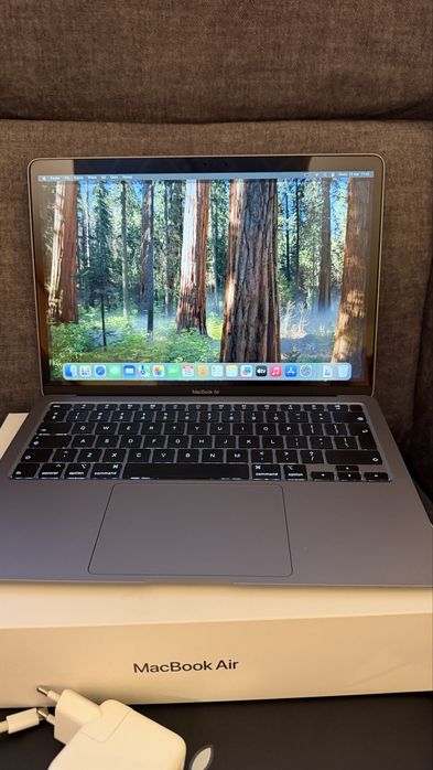 Macbook Air 2020 i3 13” stan idealny