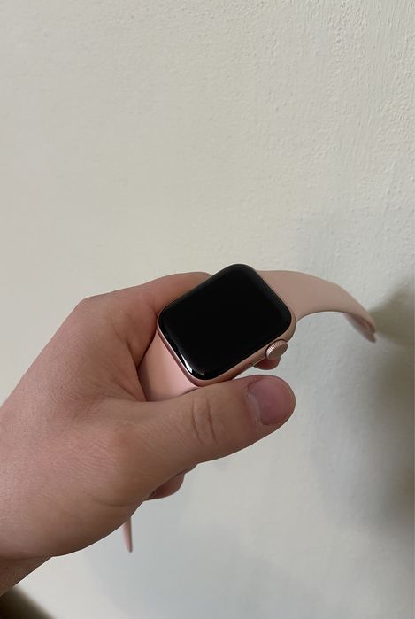 Apple Watch SE 40 mm