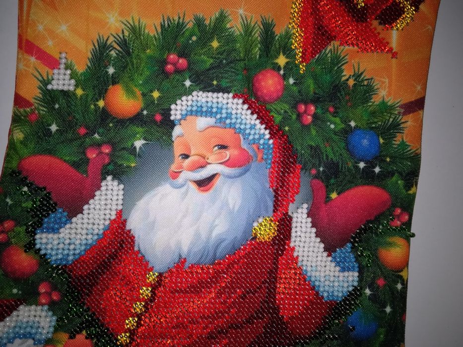 Новорічний чобіток вишитий чеським бісером