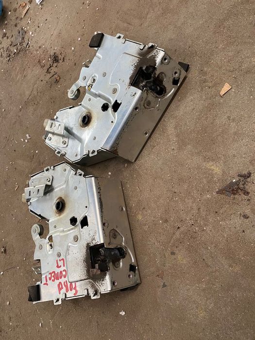 FORD CONNECT ZAMEK DRZWI PRZESUWNYCH 2T14V264A32 2T14V264A33