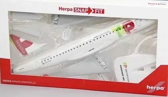 Avião de coleção TAP EXPRESS Embraer ERJ 195 1/100 com 37,2 cm