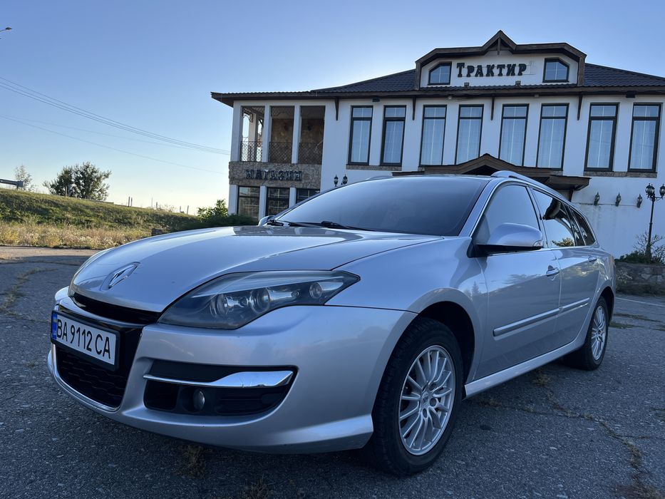 RENAULT LAGUNA 2012 Рено Лагуна