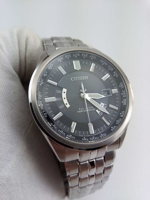 Citizen Eco-Drive CB0011-69L радиоконтроль, вечник, сапфир, Japan made
