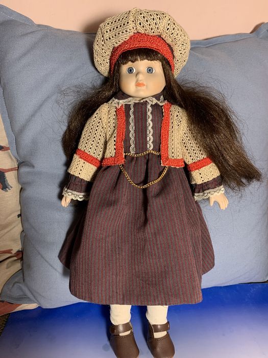 Дві керамічні ляльки 40 см.