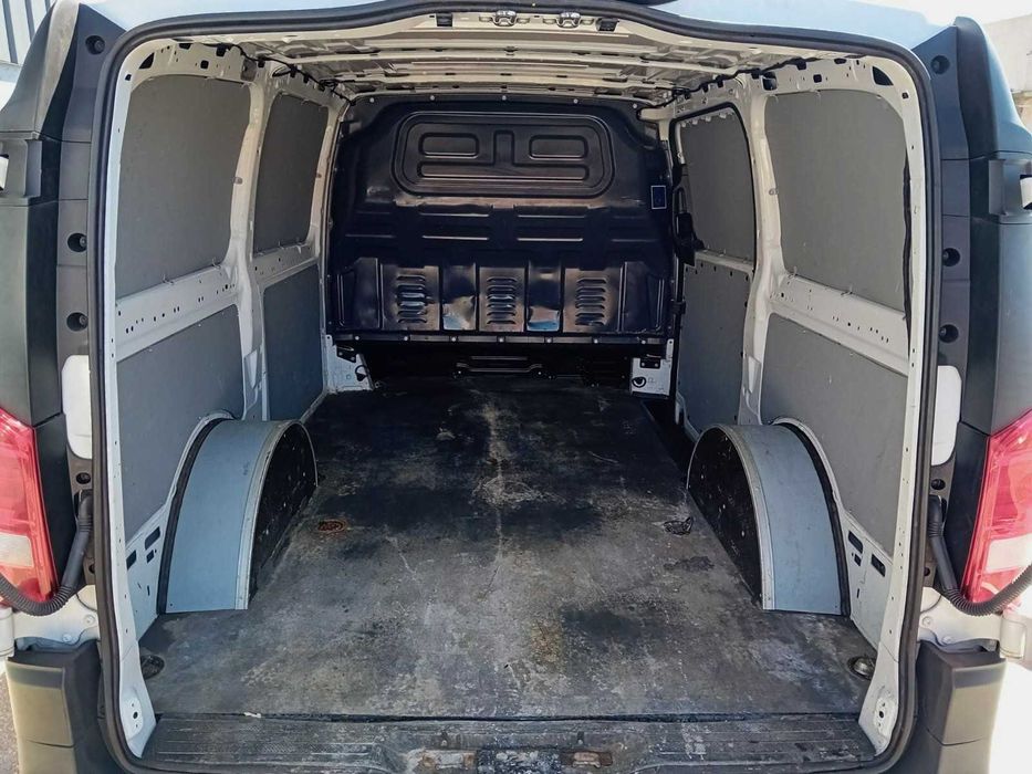 Mercedes Vito 110 CDI 3 L c/iva - Nacional ( pequeno sinistro )