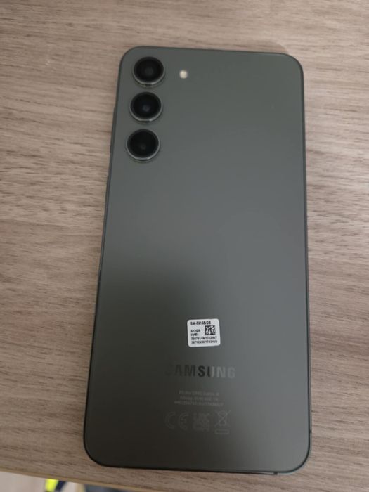 Samasung Galaxy S23 plus