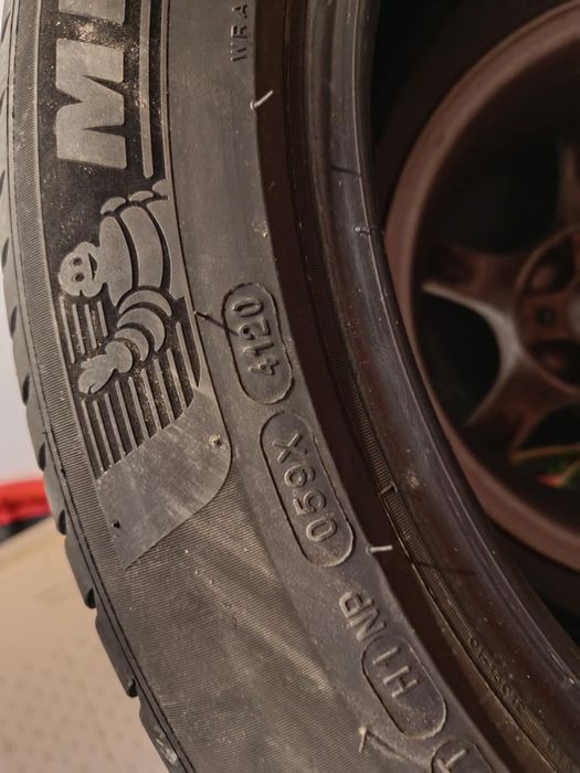 Sprzedam komplet opon