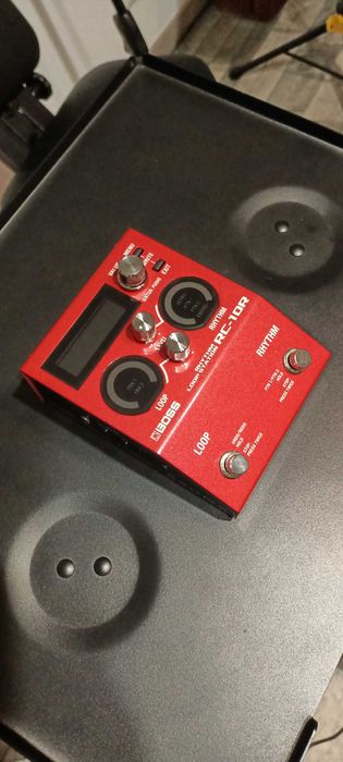 Boss RC-10R Rhythm Loop Station + dedykowany switch FS-6 ,stan sklep.