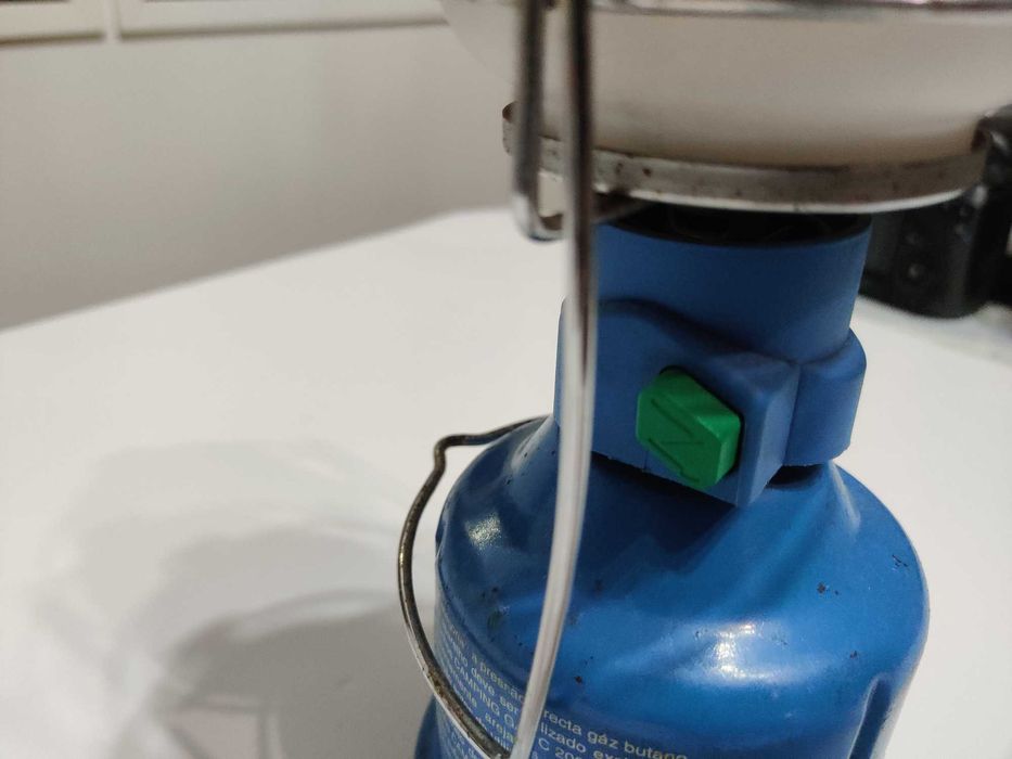 Candeeiro camping gás