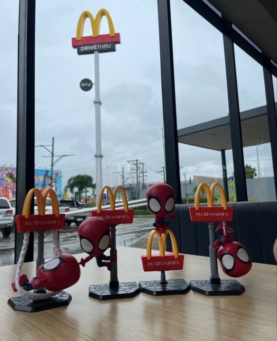 4 bonecos Spider-Man