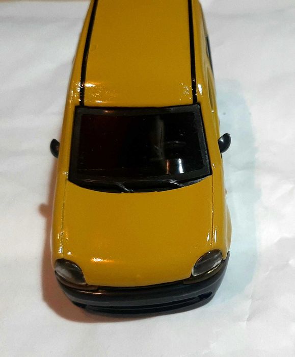 Miniatura Solido Renault Kangoo escala 1/43423916787697592324