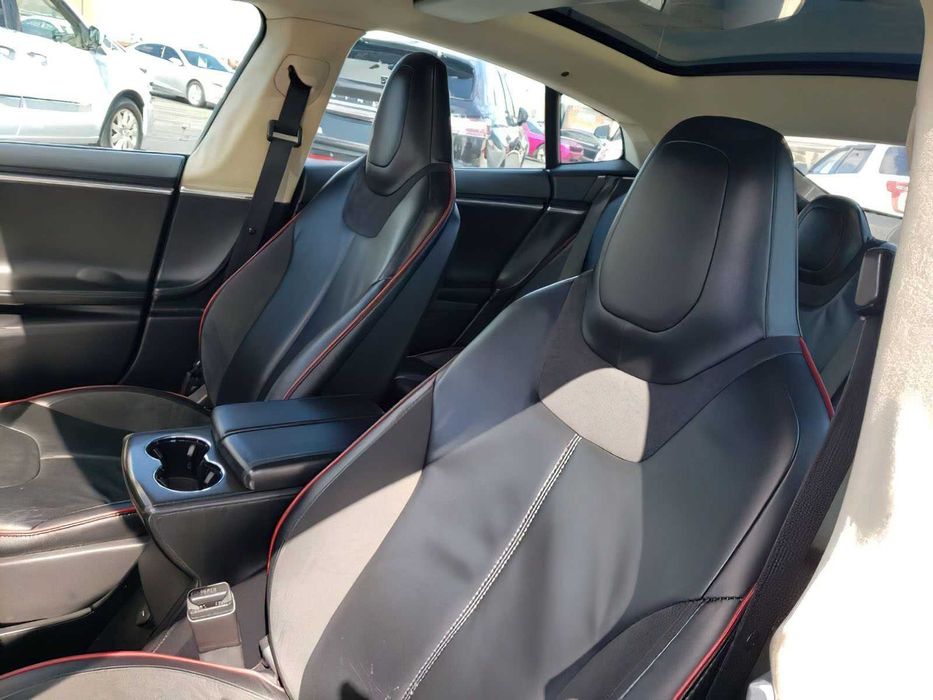 Tesla Model S Performance      2013