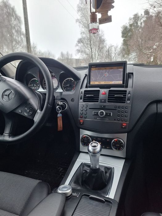 Mercedes c350 cdi w204 manual !!