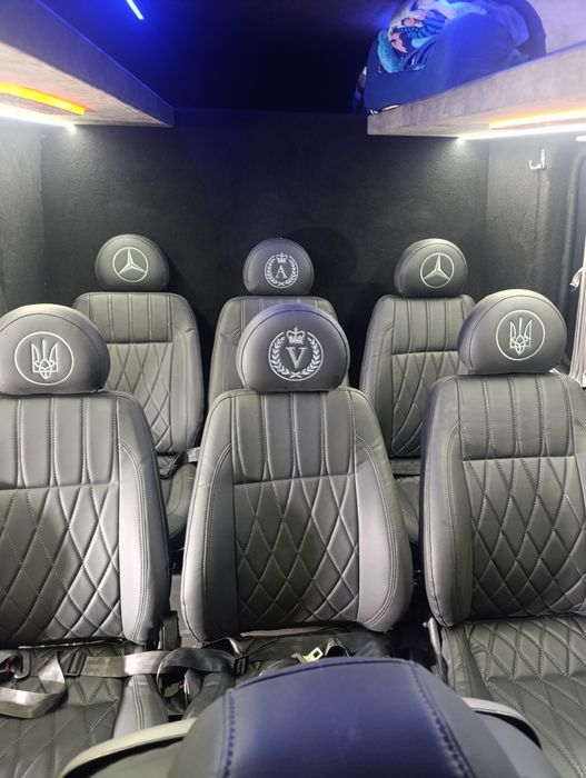 Перетяжка сидінь в автомобілі