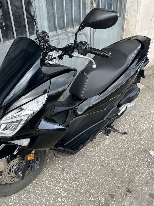 Honda PCX 2017 (TOP CASE)