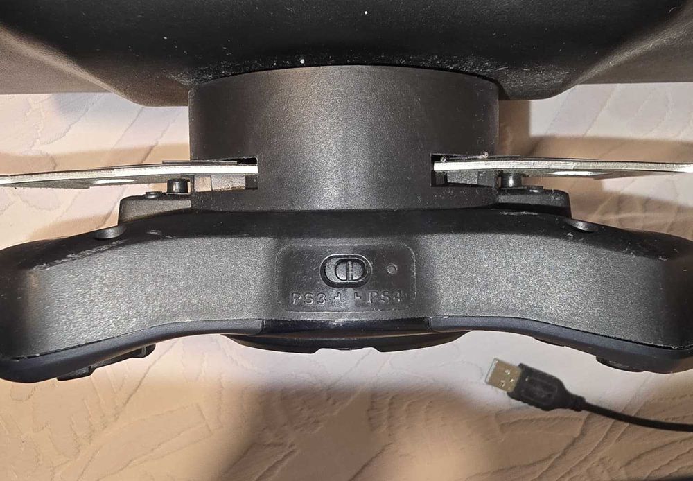 Logitech G29 Driving Force + Shifter (PS5/PS4/PS3/PC)