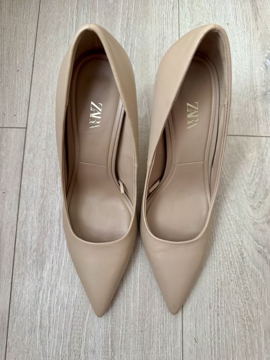 Туфлі шкіряні Zara, дуже зручні
