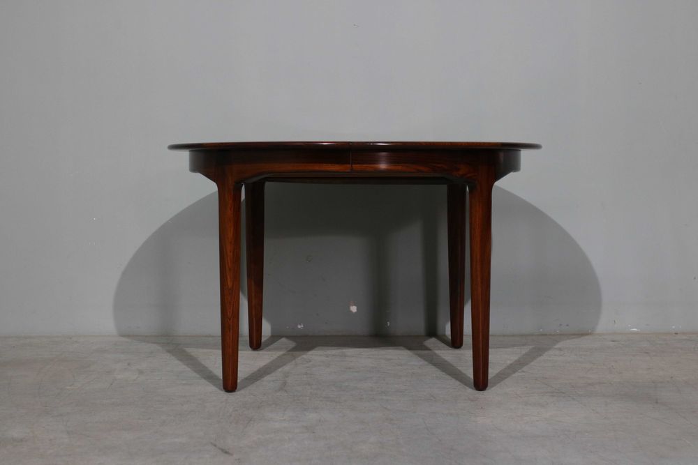 Mesa de jantar extensível Henning Kjaernulf em pau santo | Design