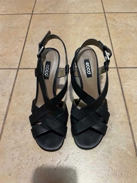 Ecco sandały damskie na obcasie skóra czarne 38