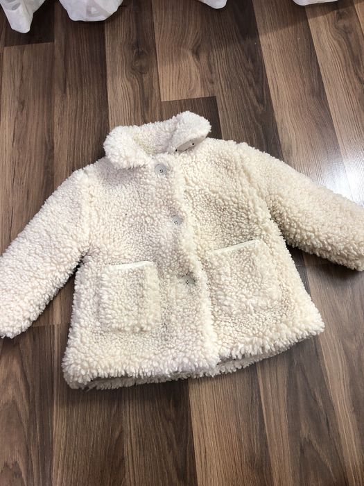 Продам дитячу шубку для дівчинки Zara